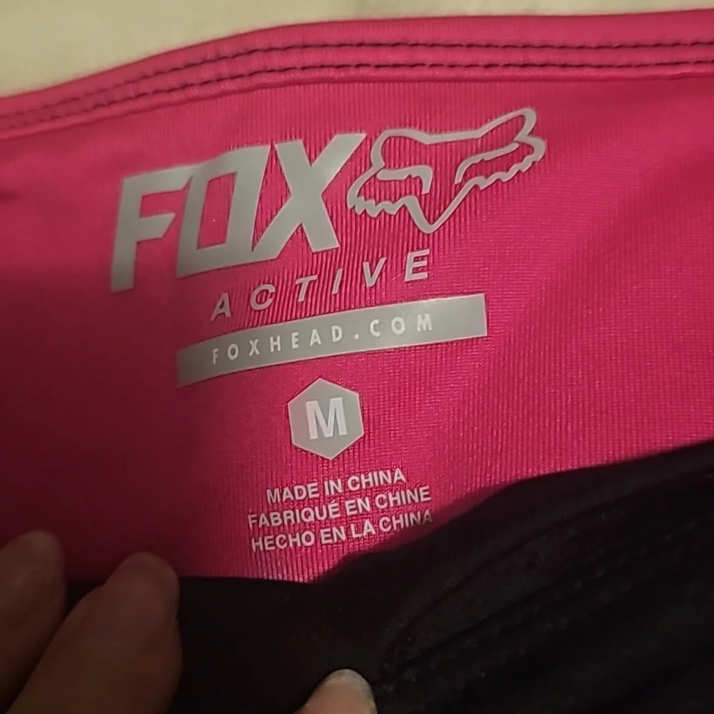 Fox Active - Picture 1 of 3